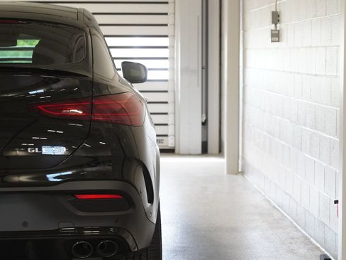 New 2026 Mercedes-Benz GLE 53 AMG 4MATIC Coupe image 13