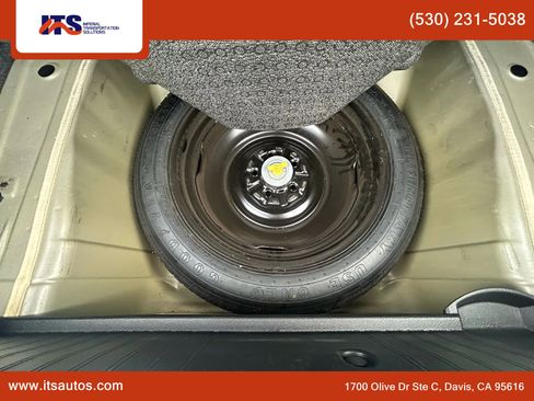 Used 2016 Subaru Legacy 3.6R Limited image 26