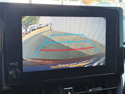 Used 2023 Toyota Corolla SE FWD image 10