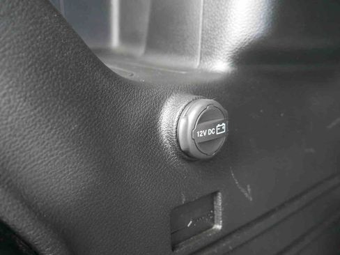 Used 2024 Jeep Wrangler Unlimited Rubicon w/ Technology Group AWD/4WD image 11