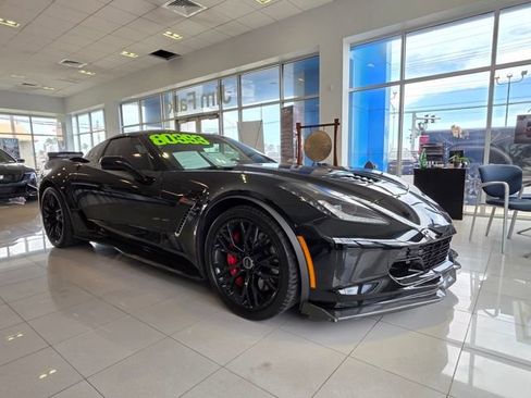 Used 2016 Chevrolet Corvette Z06 w/ 3LZ Preferred Equipment Group RWD image 1