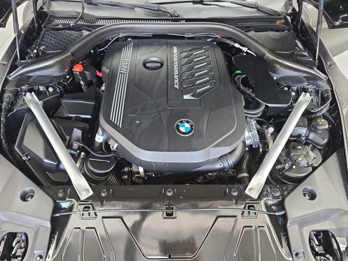 Used 2025 BMW Z4 M40i w/ Edition RWD image 26