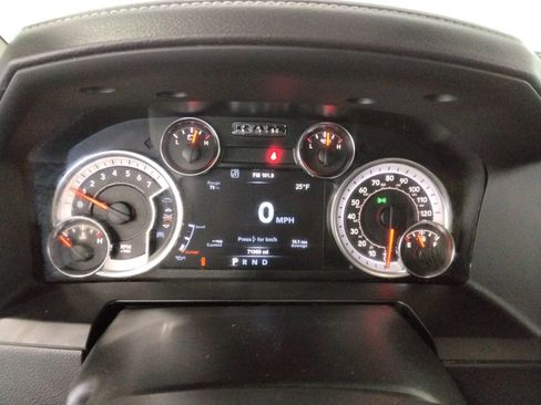 Used 2018 RAM 1500 Sport image 14