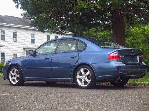 Used 2009 Subaru Legacy 2.5i Special Edition AWD/4WD image 5