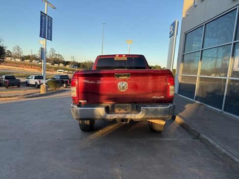 Used 2024 RAM 2500 Tradesman w/ Chrome Appearance Group image 6