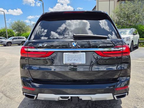 Used 2021 BMW X7 xDrive40i w/ Premium Package AWD/4WD image 12