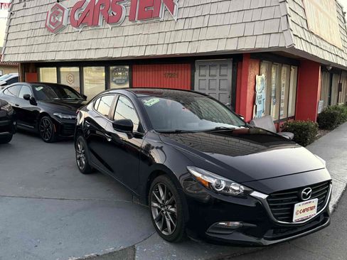Used 2018 MAZDA MAZDA3 Touring FWD image 34