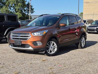 Used 2017 Ford Escape SE w/ SE Leather Comfort Package