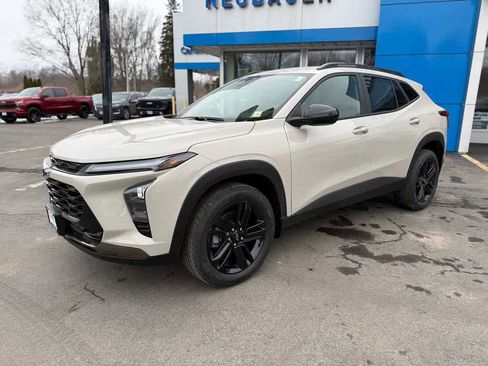 New 2026 Chevrolet Trax ACTIV w/ Driver Confidence Package image 1