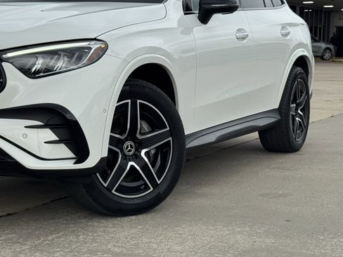 Used 2023 Mercedes-Benz GLC 300 image 12