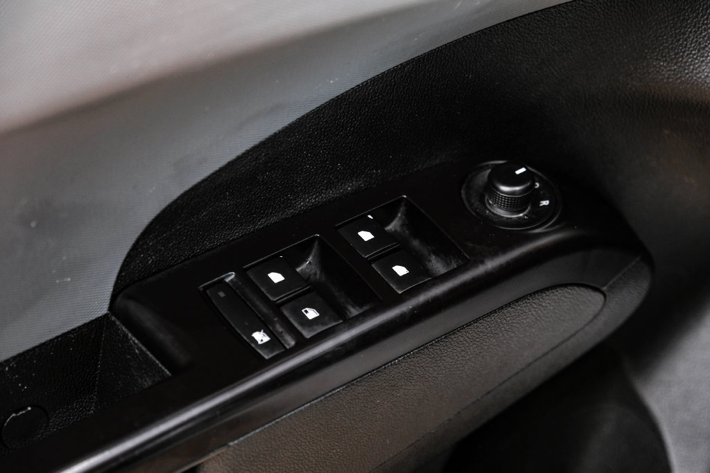 Used 2020 Chevrolet Sonic LT FWD image 50