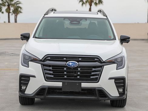 Used 2023 Subaru Ascent Onyx Edition Limited AWD/4WD image 2