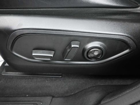 Used 2022 Jeep Grand Cherokee L Limited image 22