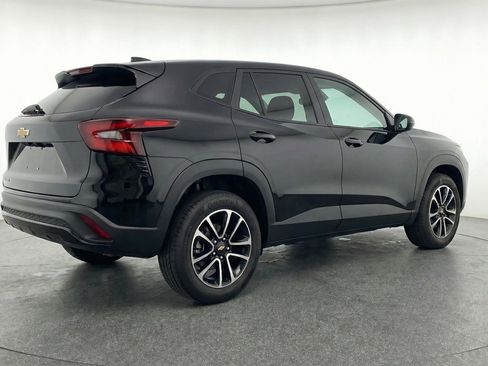 Used 2025 Chevrolet TrailBlazer LT image 9