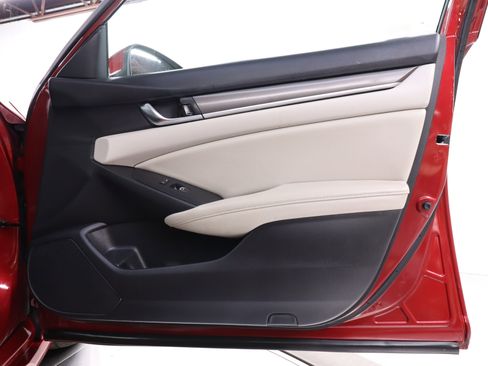 Used 2018 Honda Accord LX image 21