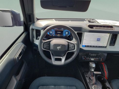 New 2025 Ford Bronco Heritage Edition image 18