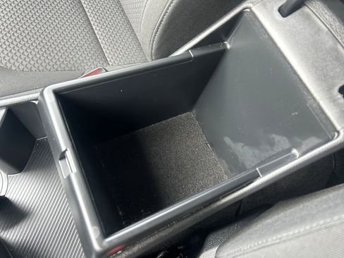 Used 2023 Kia Sportage LX image 17