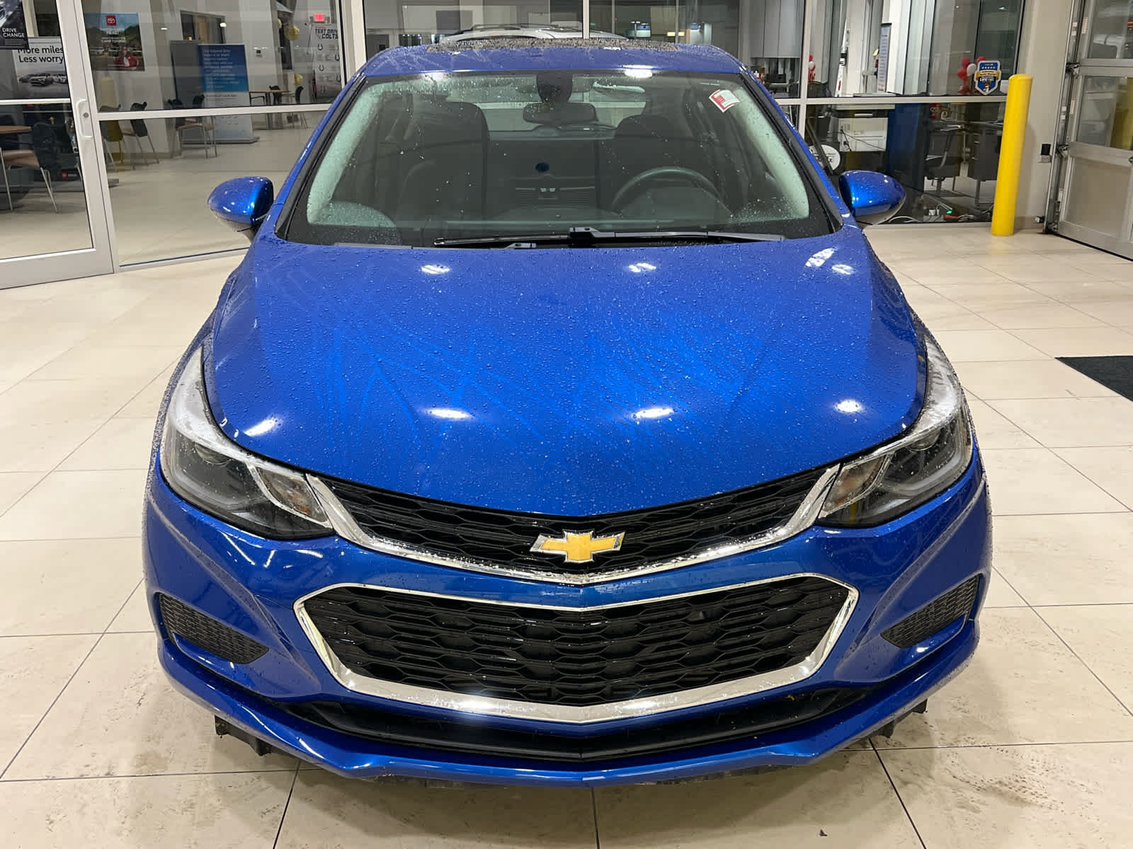 Used 2017 Chevrolet Cruze LT w/ Sun And Sound Package FWD image 2