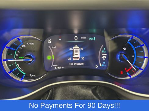 Used 2022 Chrysler Pacifica Touring-L image 8