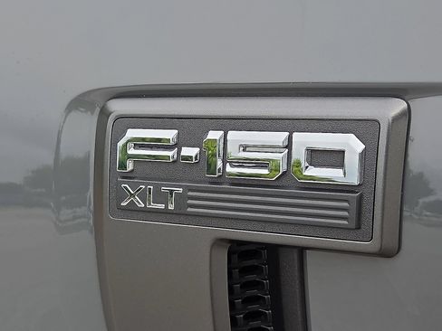 Used 2021 Ford F150 XLT w/ Equipment Group 302A High AWD/4WD image 9