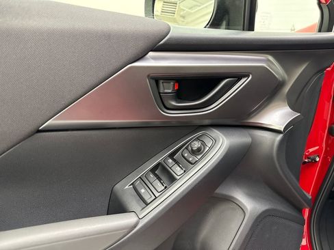 Certified 2025 Subaru Impreza 2.0i image 12