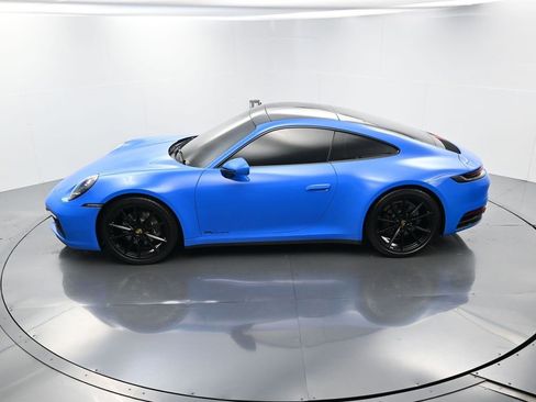 Certified 2022 Porsche 911 Carrera w/ Sport Chrono Package image 33