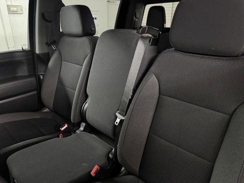 Used 2022 Chevrolet Silverado 1500 LT image 20