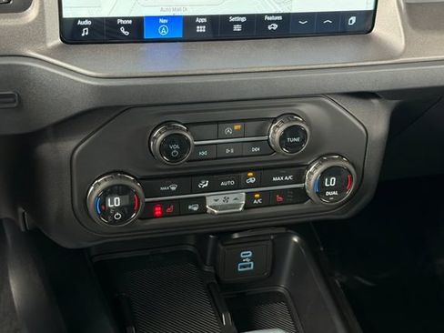 Used 2025 Ford Bronco Big Bend AWD/4WD image 25