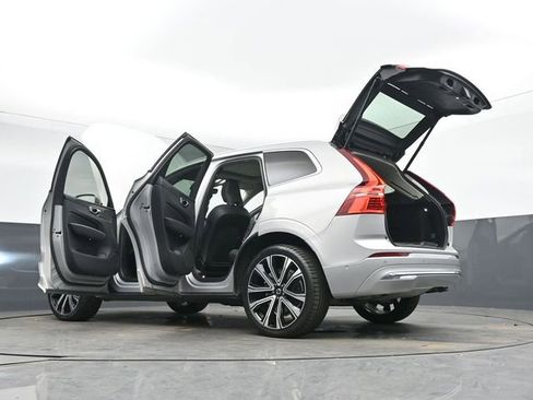 Used 2023 Volvo XC60 B6 Ultimate w/ Protection Package Premier image 56