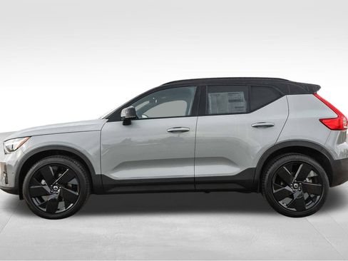 New 2026 Volvo XC40 B5 Ultra w/ Climate Package AWD/4WD image 8
