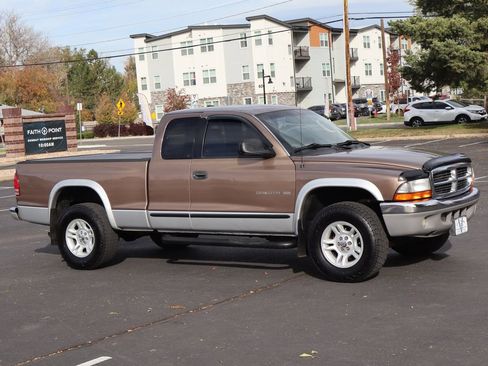 Used 2001 Dodge Dakota SLT image 2