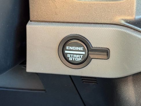 Used 2024 Ford Bronco Big Bend image 18