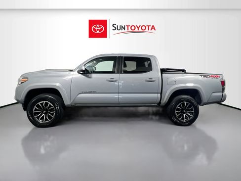Used 2021 Toyota Tacoma TRD Sport w/ Technology Package AWD/4WD image 7