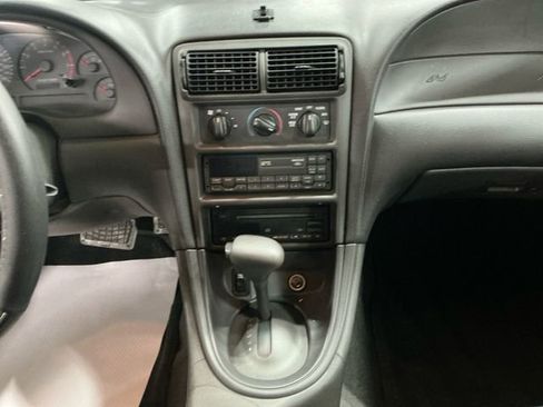 Used 2000 Ford Mustang GT RWD image 12