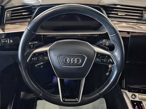 Used 2023 Audi e-tron Prestige w/ Prestige Package AWD/4WD image 21