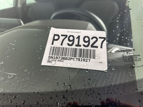 Certified 2023 Nissan Rogue SV image 27