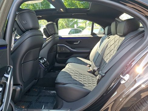 Certified 2026 Mercedes-Benz S 580 4MATIC Sedan image 10