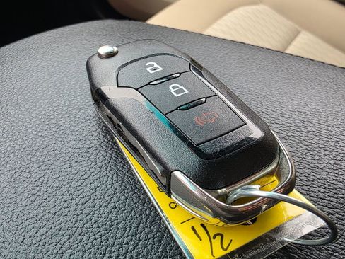 Used 2017 Ford Explorer FWD image 26