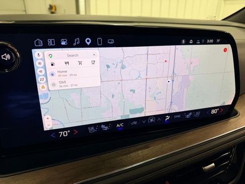 Certified 2025 Chevrolet Suburban High Country w/ Sun And Tow Package AWD/4WD image 14