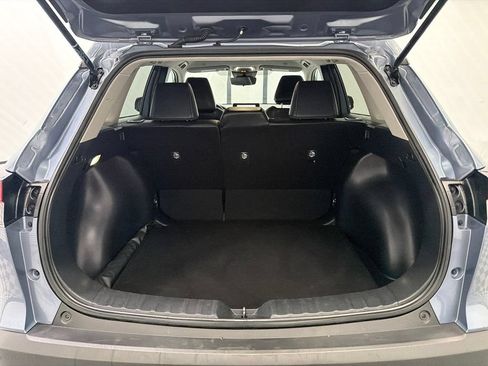 Used 2025 Toyota Corolla Cross XLE FWD image 19