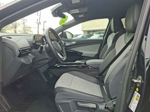 Used 2023 Volkswagen ID.4 Pro image 13