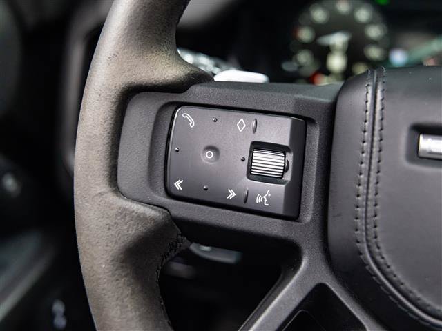 Used 2023 Land Rover Defender 110 V8 AWD/4WD image 24