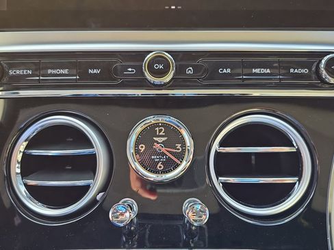 New 2025 Bentley Continental GTC image 36