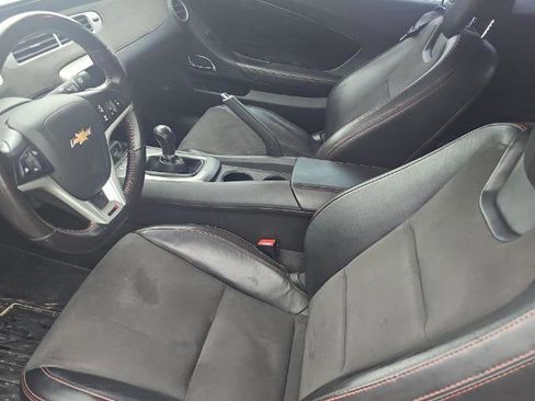 Used 2015 Chevrolet Camaro ZL1 RWD image 9