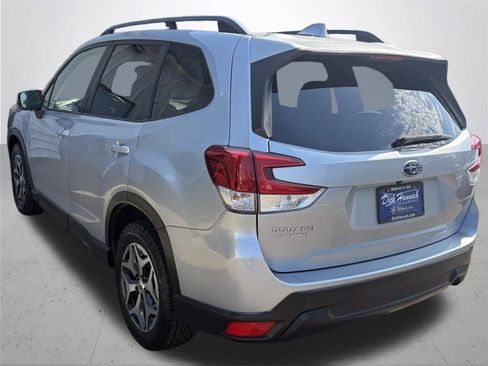 Used 2019 Subaru Forester Premium image 10