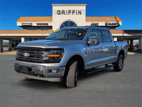 Used 2024 Ford F150 XLT image 11