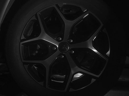 Used 2025 Jeep Compass Limited image 14