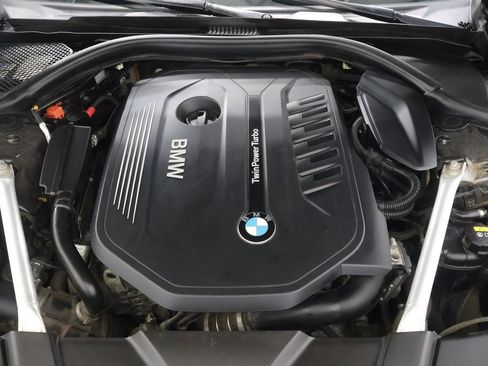 Used 2018 BMW 740i RWD image 29