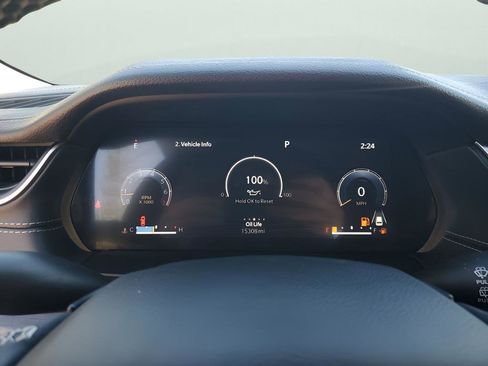 Used 2024 Jeep Grand Cherokee Limited image 36