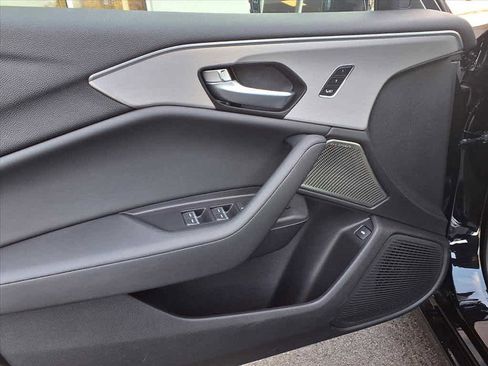 Certified 2025 Acura TLX w/ Technology Package image 17